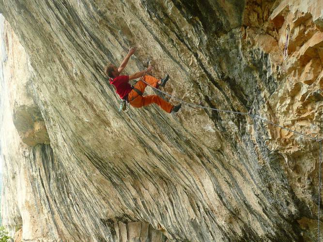 Extreme Noise Terror 8a+, Pierrot Beach
