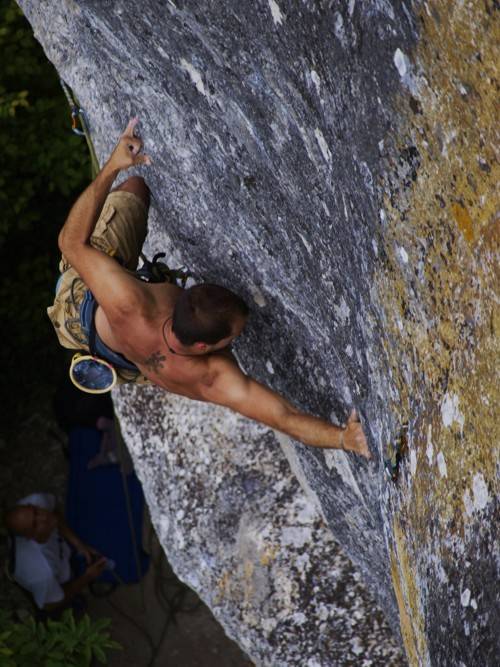 Dobra Vila 7b+, POKOJEC
