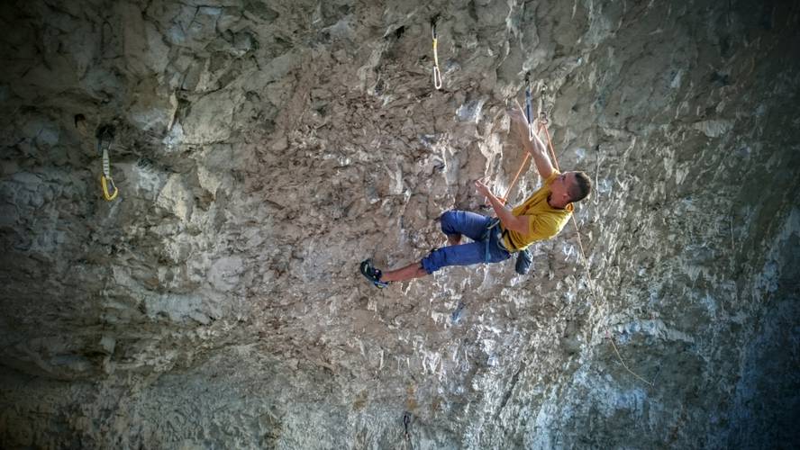 Martin Krpan 9a, Osp/Misja Pec