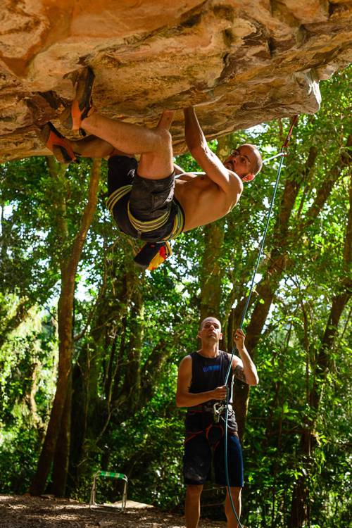 Armagedon 7c+, Gruta da terceira Légua
