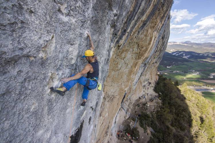 t1 full equip 8c ( contrafort de rumbau ) Oliana