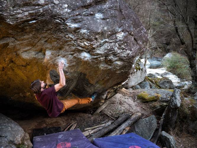 PLACEBO 8A - Schattental, Ticino