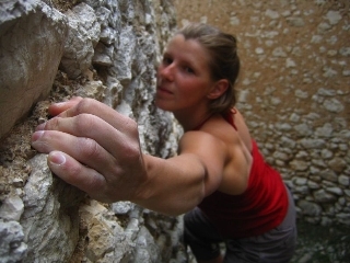 Alexandra Taistra does 8b (+)