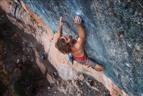 9a+ in Oliana by Chris Sharma