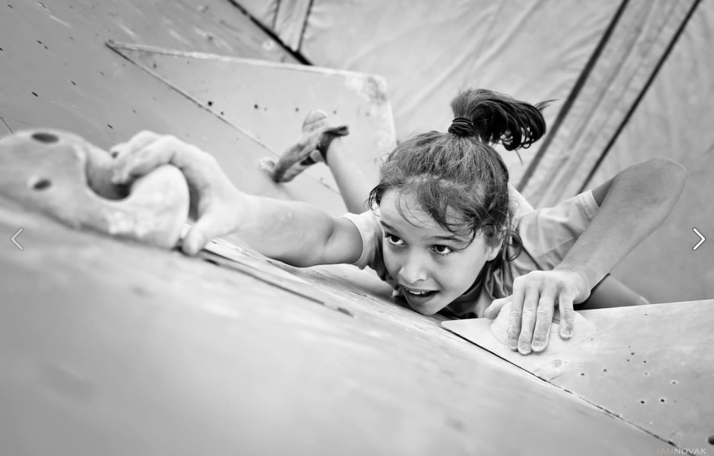 8A (+) by Oriane Bertone (11)