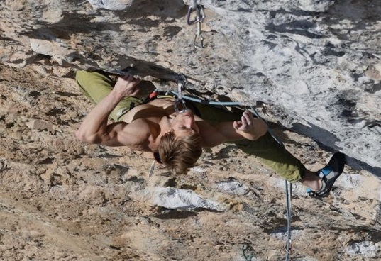 8c+ by Thomas Blaabjerg who walks with crutches