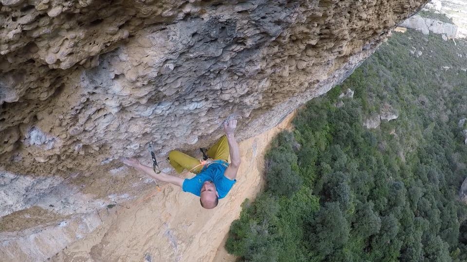 Era Vella 9a (8c+) by Cedric Lachat