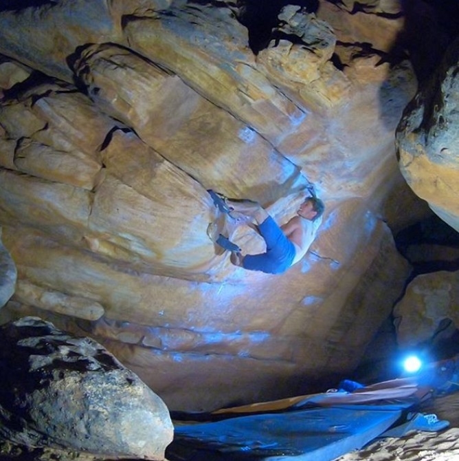 8C in Rocklands by Kim Marschner