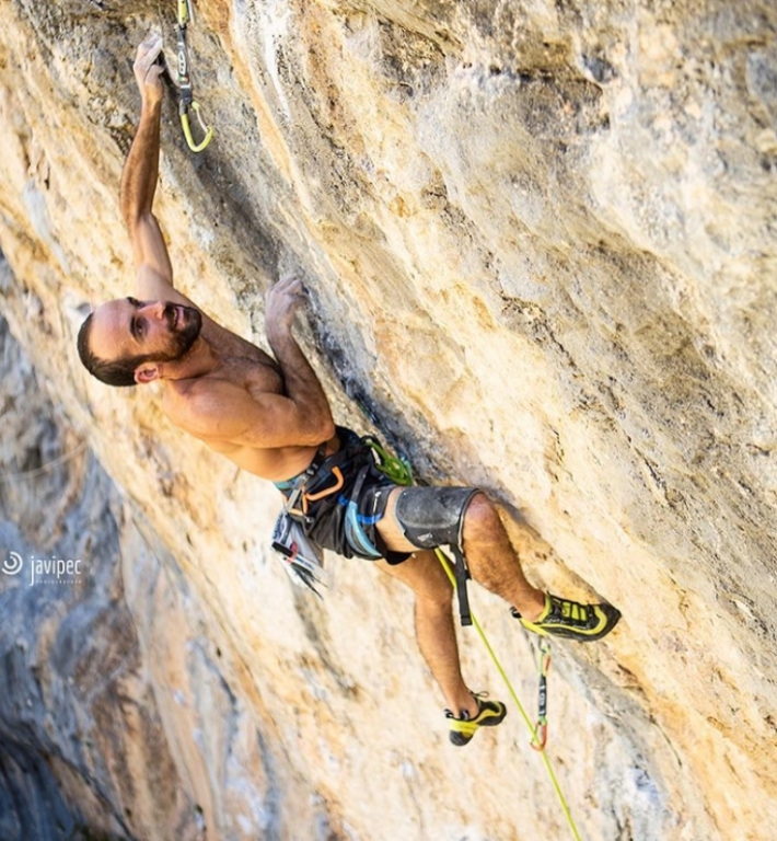 La Rambla 9a+ by Gonzalo Larrocha
