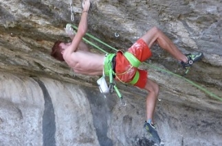 Le poisson pilote 9a+ FA by Loic Zehani (17)
