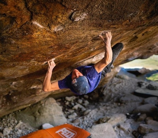 Liquid Nails 8B+ by Giuliano Cameroni
