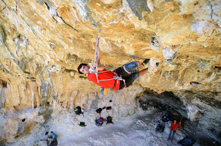 La cañera 8a+, Bove2