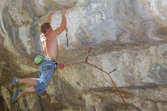 ben à roc de cor flashant "passage avide" 8a