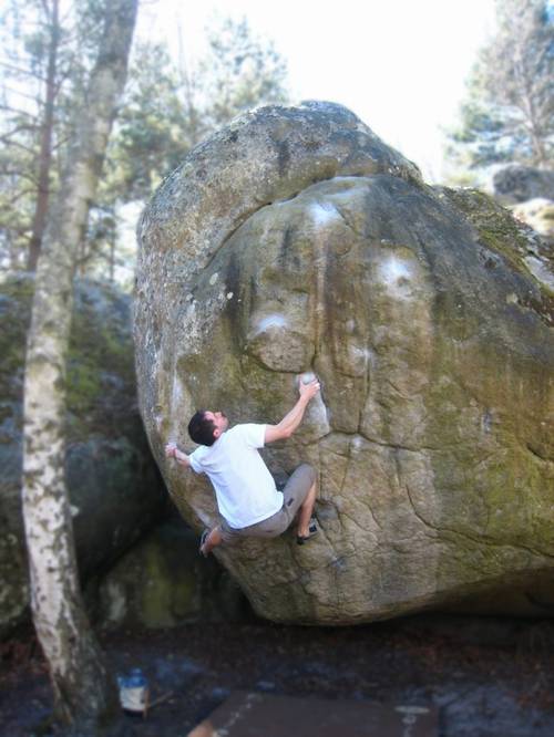 Anthony in Chasseur De Prises 7a, Fontainebleau - Rocher Canon