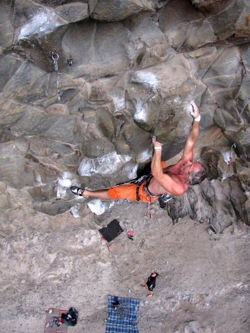 Allan on Screaming Insanity (26-7b+), Mt Coolum, Queensland