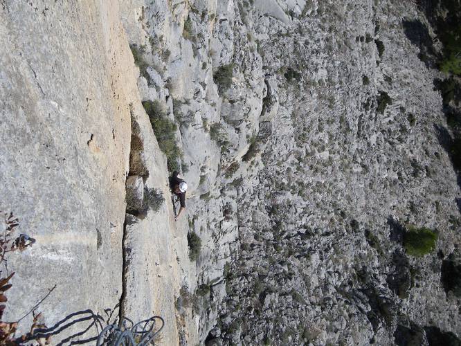 Chochitos Voladores-2 6b, Leiva