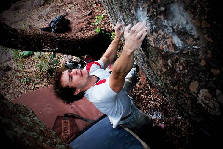 num dia de inverno 6b+, Igarapé