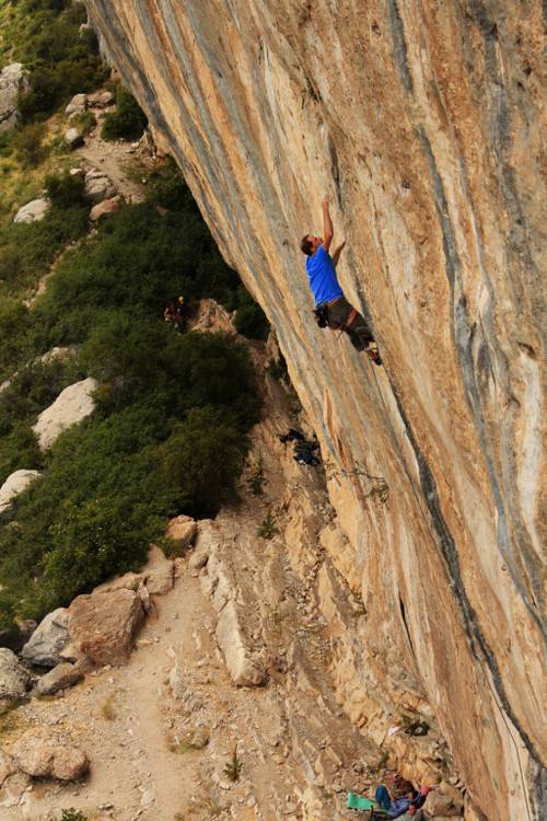 Les Colonnettes 8a, Céüse