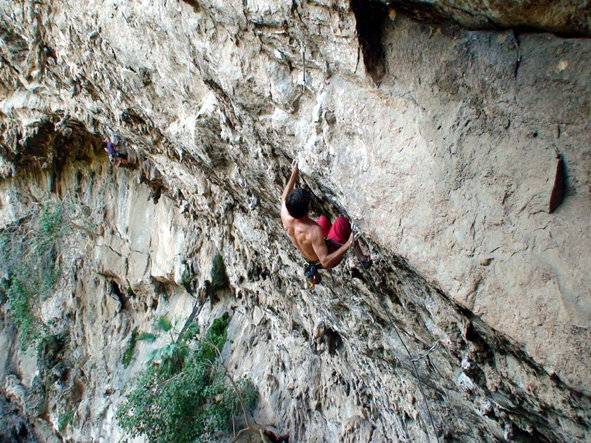 La reina del sur 7c, Chonta