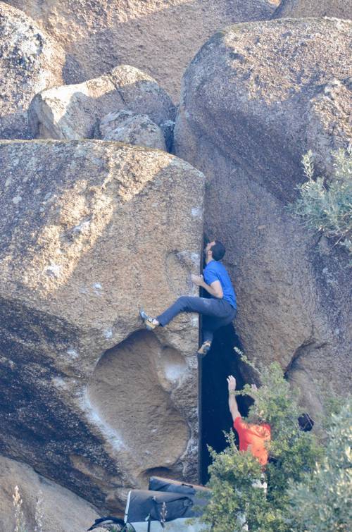 Bravo boulder 7c, Bafa Lake