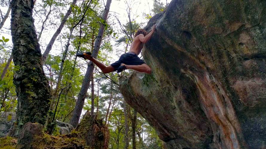 Peter Pan 7b+, Rocher du Mauvais Passage, Fontainebleau