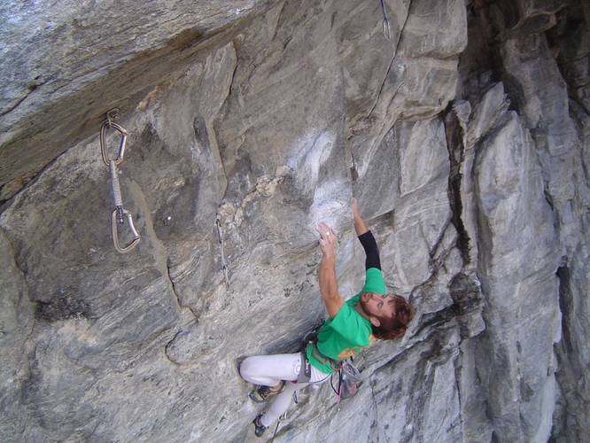 Un salto nel buio 8a+, Russo