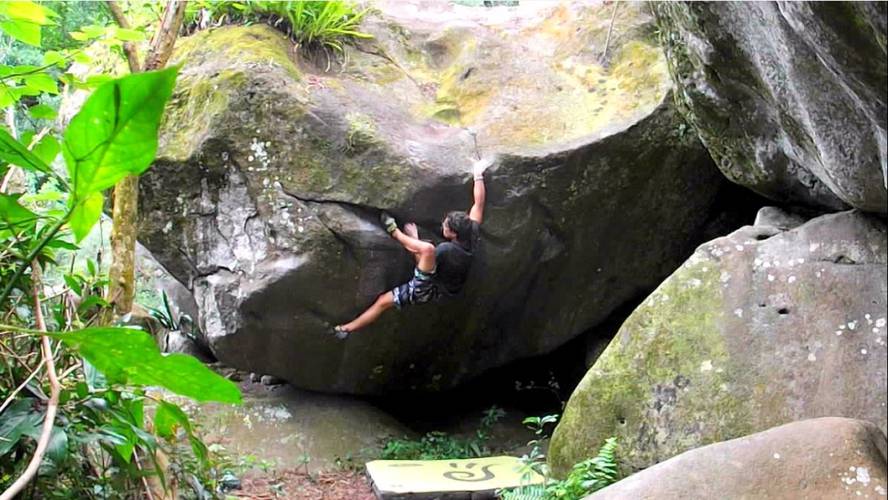 Emploi vert assis - 7B/V8, Ravine du trou