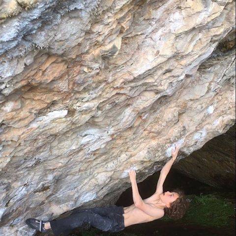 louis right hand 7c+/v10, south wales