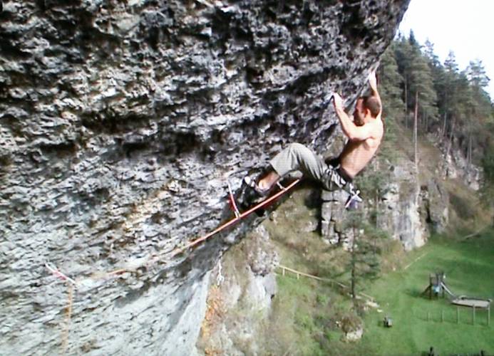 Ekel, 9+ (7c+), Frankenjura