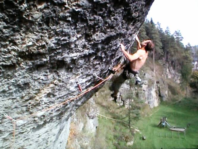Ekel, 9+ (7c+), Frankenjura