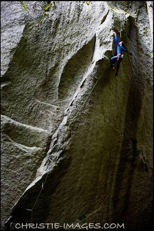 Permanent Waves 8b, Squamish