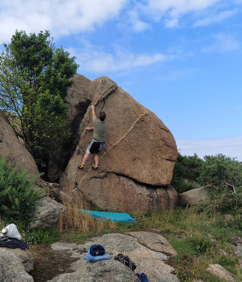 Arista (4A) y Veta feldespato (6A+)